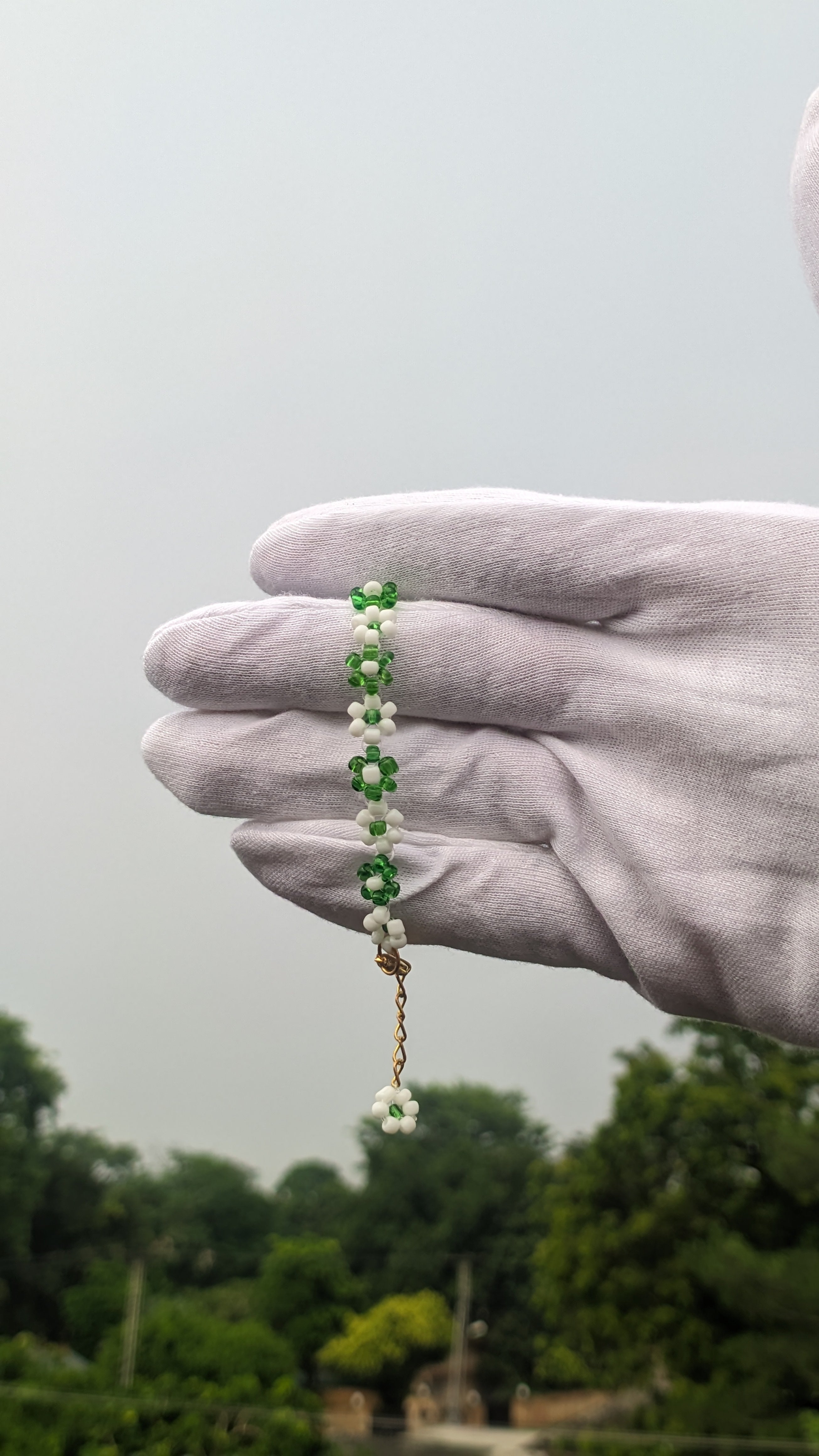 14 August Special Handmade Green & White Beaded Bracelet for Girls