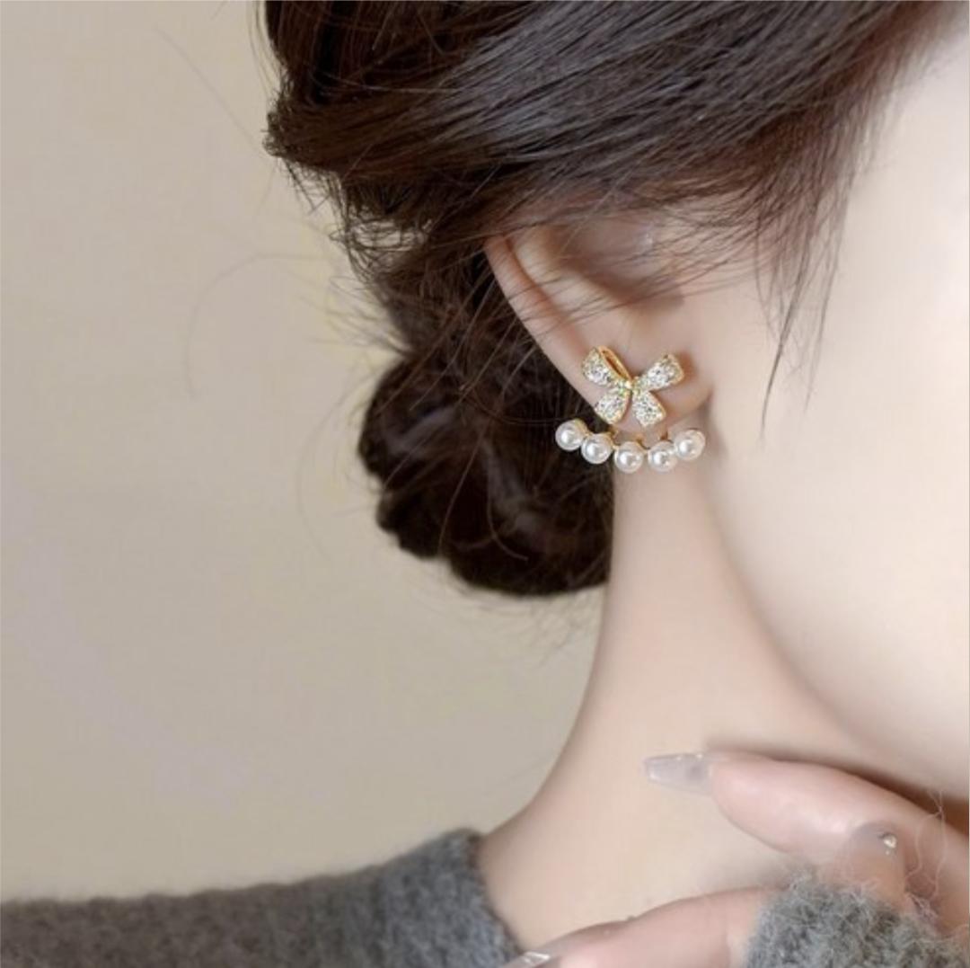 Stylish pearl stone gold plated earrings